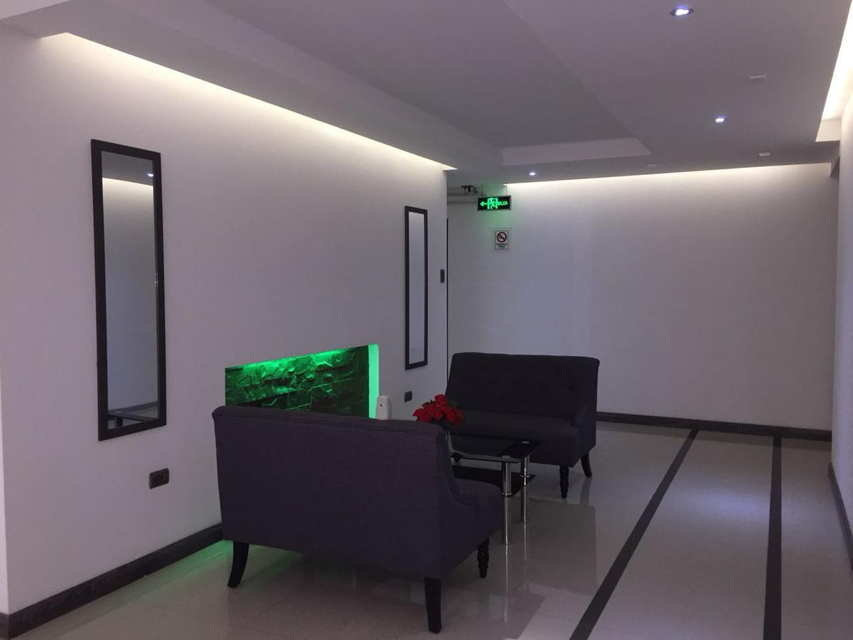 El Camino Hotel Ікіке Екстер'єр фото